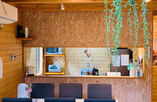 Yachimata House | The bedroom where the scent of the sun and wood/Yachimata Chiba