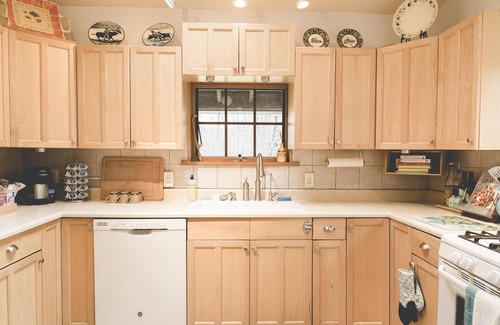 Poughquag Other | The Beekman Salt Box - Historic Hudson Valley Home