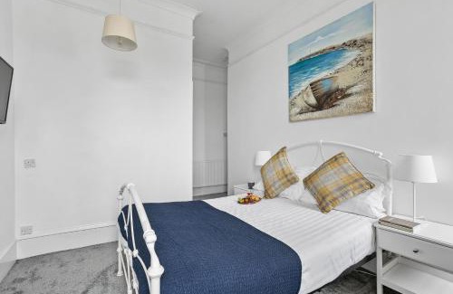Torquay City Centre Bed & Breakfast | The Belmont
