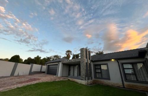 Edenvale Apartment | The Benjamin Accomodation