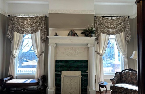 Guthrie Apartment | The Bennett Room at The Judges Chambers