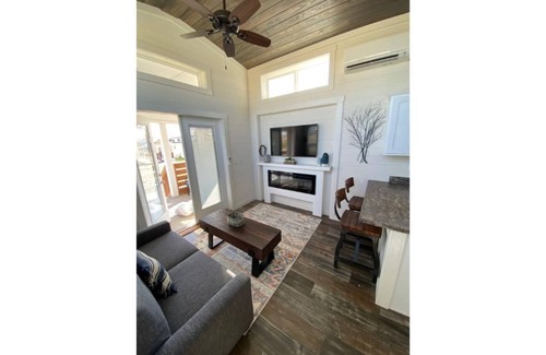 Austin Cabin | The Bergstrom- Luxury Tiny Home in Austin, TX