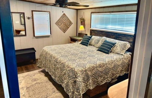 Quinlan Cabin | The Best Little A-frame in Texas--Waterfront Cabin
