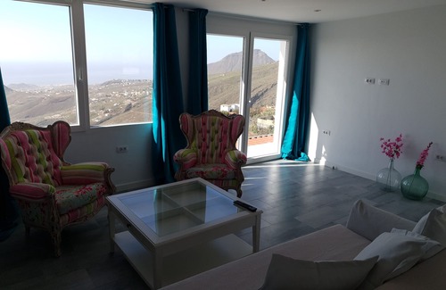 Valle de San Lorenzo Apartment | The best of the mountain, Vista Bonita Penthouse