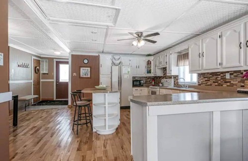 Byng Inlet Cottage | The Birch: Your home away from home!