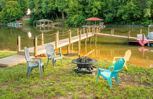 Mount Mourne House | The Birdhouse - Lake View with Dock
