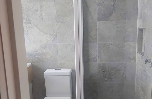 Traralgon Hotel | The Black Bull Motel