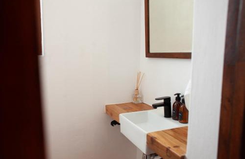 Hatfield Apartment | The Blue Place