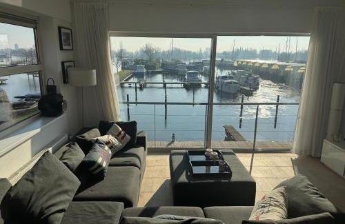 Municipality of Aalsmeer House | The Boathouse with boat