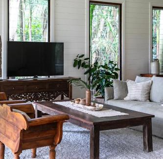 Lovedale Villa | The Boathouses at Leaves & Fishes
