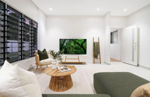 Nightcliff House | The Bougainvilia House Nightcliff