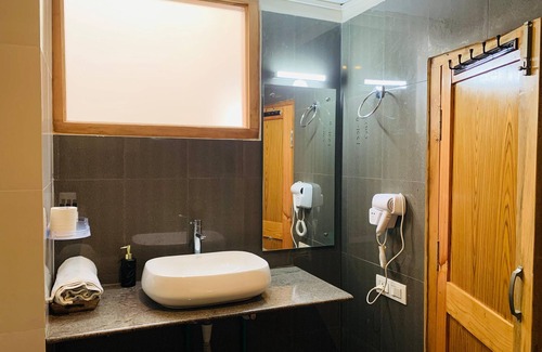 Sissu Resort | The Bulevar-Whispering Willow