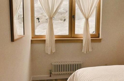 Revelstoke Apartment | The Burrow - Downtown Revelstoke