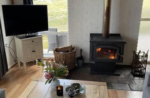 Robertson Ski Chalet | The Burrow On South