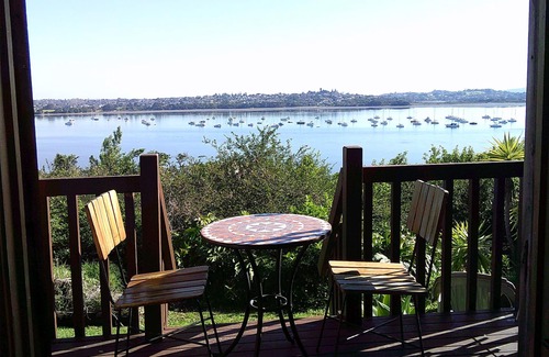 Auckland Cottage | The Cabana Half Moon Bay Quiet Private Setting with Panoramic Sea views