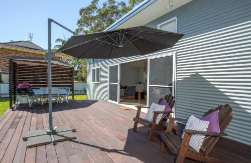 Callala Bay House | The Cabin - Waterfront with Fireplace - 5 mins to the Bay