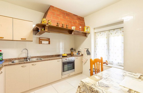 Distrito Rural Este Cottage | The calm. Rural house in Gijón with garden and private parking. full rent