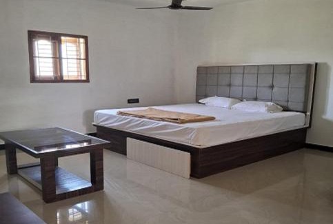 Pollachi Hotel | The Canalway Inn