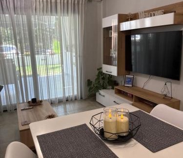 Paralia Ofryniou Apartment | The Candy House