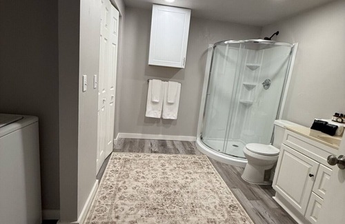 Guthrie Apartment | The Carriage House at The Judge`s Chamber