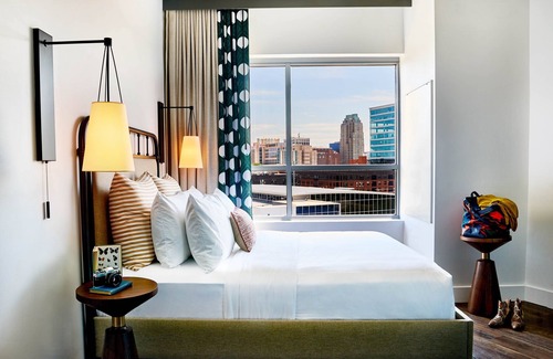 Southwest Raleigh Hotel | The Casso, Raleigh, a Tribute Portfolio Hotel