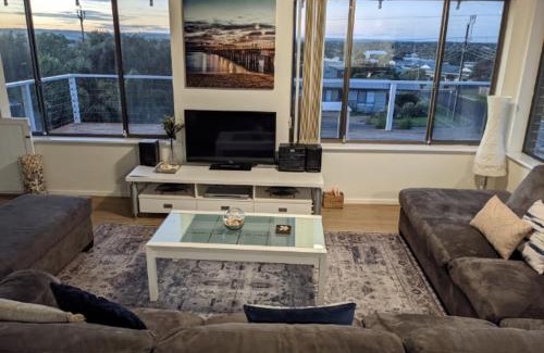 Goolwa Beach House | The Castle - Goolwa Beach