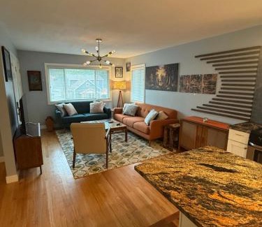 Northeast Minneapolis Arts District Apartment | The Celadon Art Loft