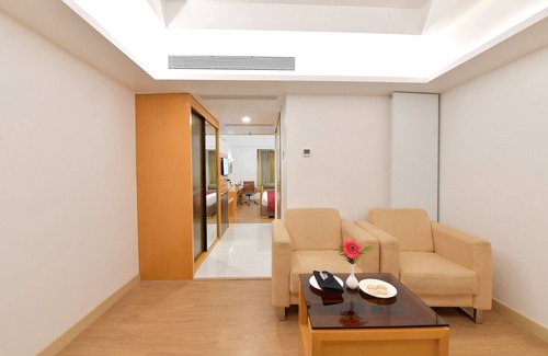 Thampanoor Hotel | The Central Residency