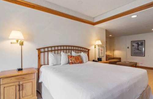 Beaver Creek Hotel | The Charter at Beaver Creek C335