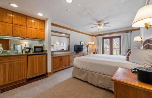 Beaver Creek Hotel | The Charter at Beaver Creek C335