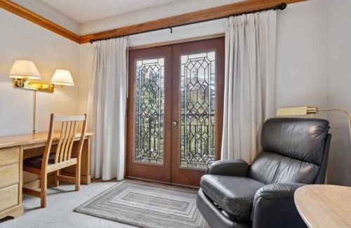 Beaver Creek Hotel | The Charter at Beaver Creek C335