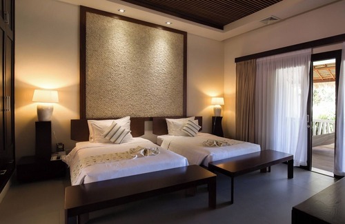 Phu Hai Beach Hotel | The Cliff Resort & Residences