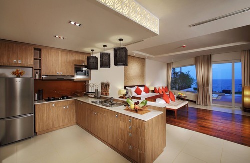 Phu Hai Beach Hotel | The Cliff Resort & Residences