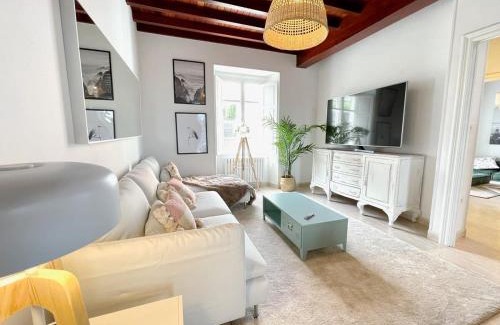 Porto do Barqueiro House | The Cliffs - A Casa de Mercedes