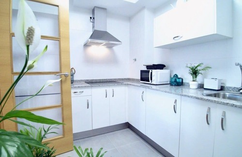 Viveiro Apartment | The Cliffs - Sunset Village Beach 1A