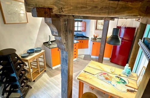 Porto do Barqueiro House | The Cliffs - The Painted Mill