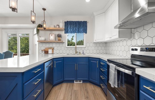 Orem House | The Comfy Rambler- 6 bd 3 bath House