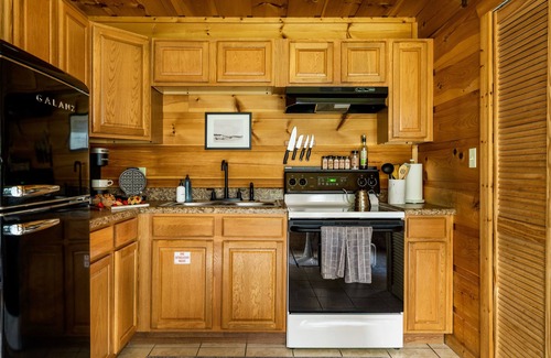 Gatlinburg Cabin | The Copper Bird Cabin