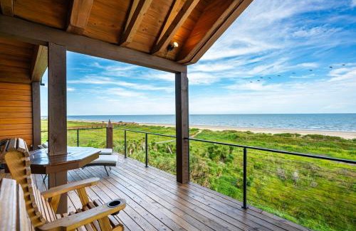 Crystal Beach House | The Coppertone House home