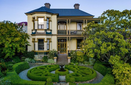 Glebe Cottage | The Corinda Collection