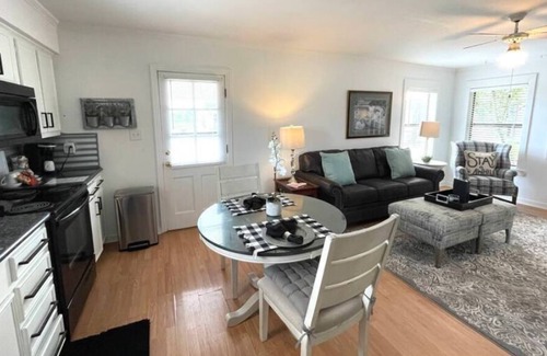 Tyler Cottage | The Cottage - Newly Remodeled with Breathtaking Views