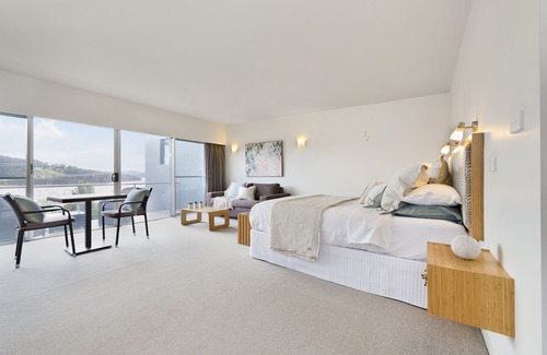 Kettering Bed & Breakfast | The Cove Kettering
