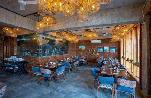 Naina Range Hotel | The Cozy Acorn Resort