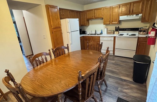 Crittenden Apartment | The Cozy Den located near the Ark Encounter
