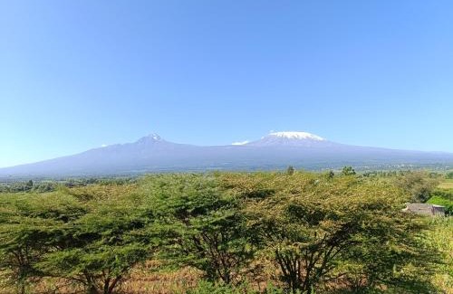 Oloitoktok Other | The Craal