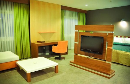 Sabayil Resort | The Crescent Beach Hotel & Leisure Resort