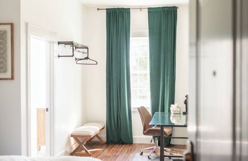 Victoria Hotel | The Darlington Room @ Main Street Lofts