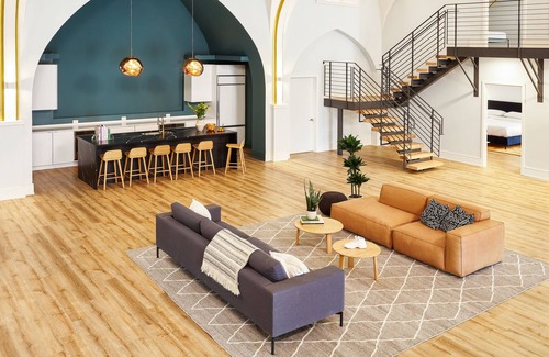 Graduate Hospital House | The Deacon - A Place to Gather