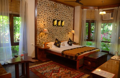 Chilkiya Range Hotel | The Den