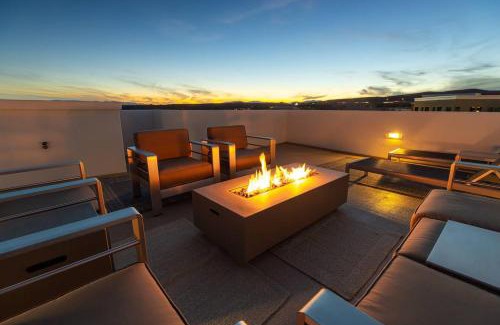 Washington House | The Desert Loft Pool & Spa Fire Pit Sleeps 20